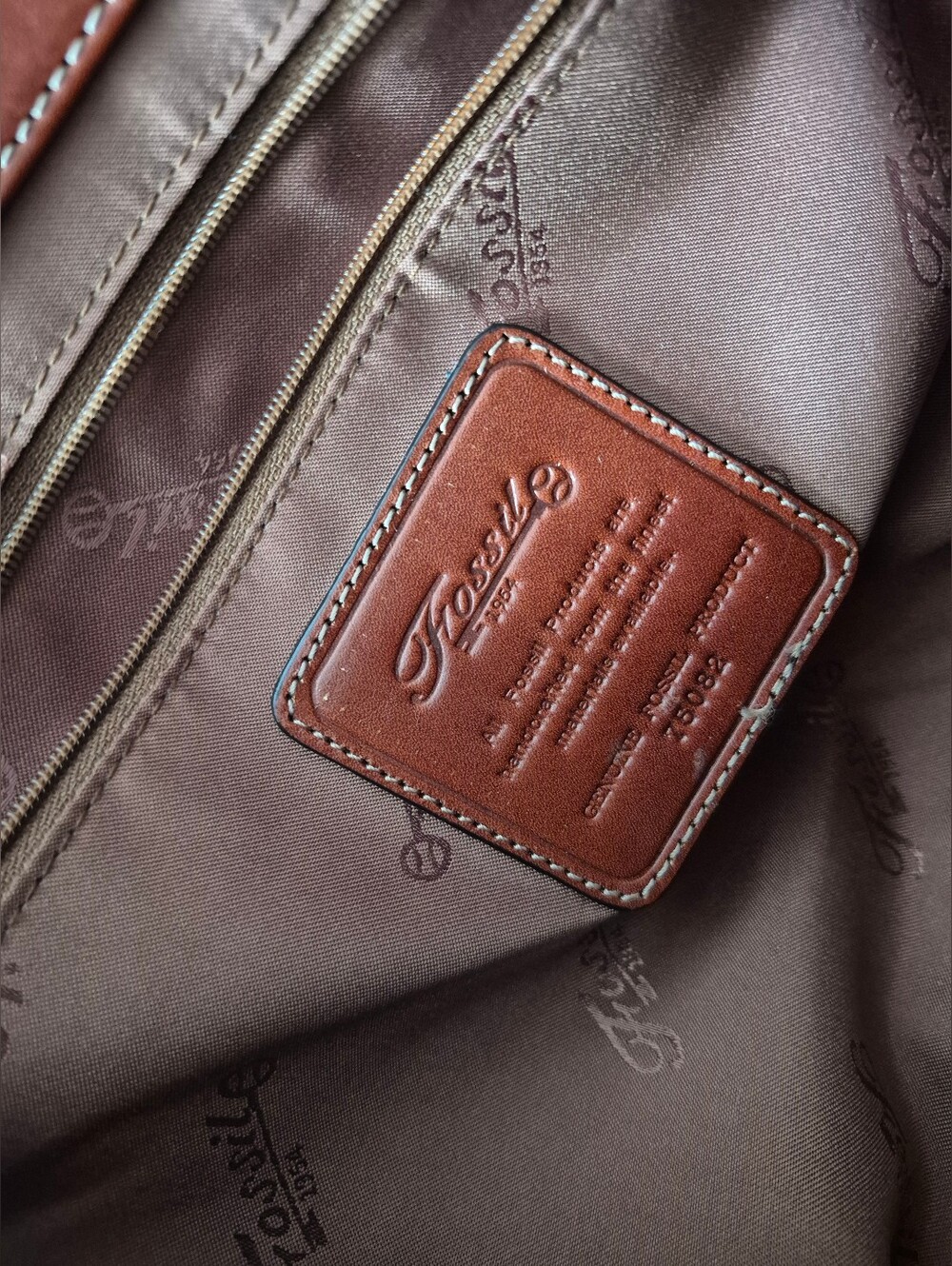 Classic Leather Tote Bag in Cognac Brown - Picture 6 of 8